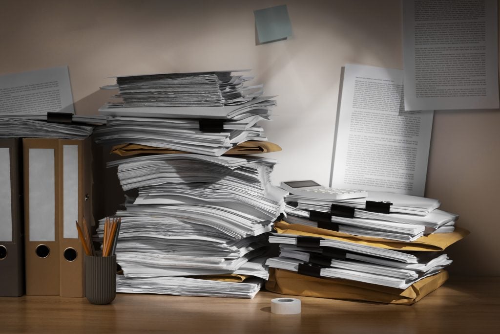 封閉環境中最正統、最安全、最合規的方式就是使用 Proxmox 官方 Offline Mirror 離線更新機制